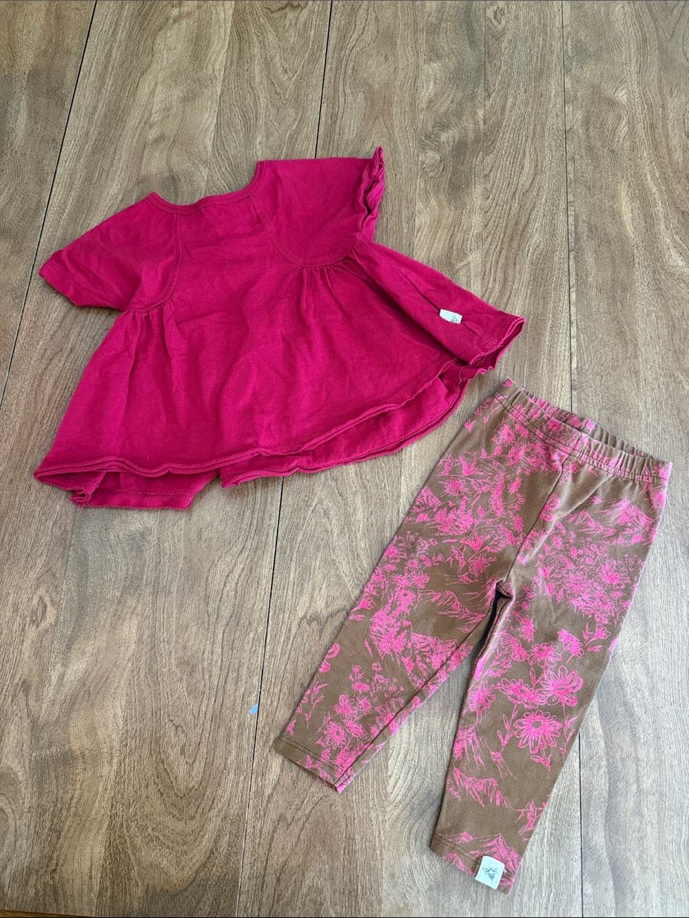 Burt’s Bees - Valley Flowers set Pink Top with Brown Floral Pink Leggings